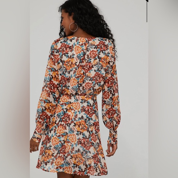 Suzy Shier Floral Cowl Neck Mini Dress - Picture 5 of 7